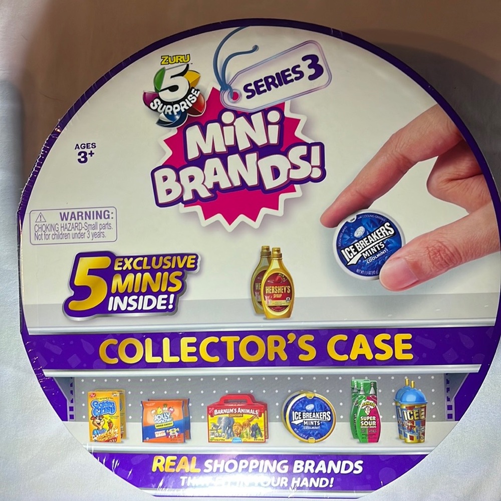NIP. Collectors Case. Series Three. Zuru & Five Surprise.  Still in Package